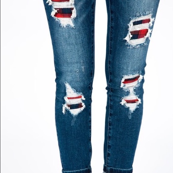 KanCan Buffalo Patch Skinny Jeans - Picture 3 of 6